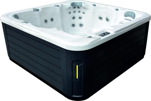 RX-562 hot tub side view